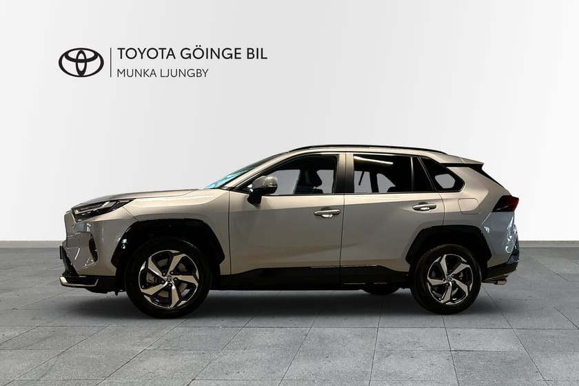Bild 3 av Toyota RAV4 Plug-in Hybrid X-Edition vinterhjul