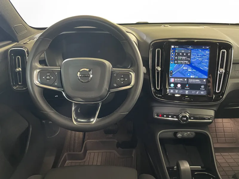 Bild 11 av 18 – Volvo C40 Recharge Core