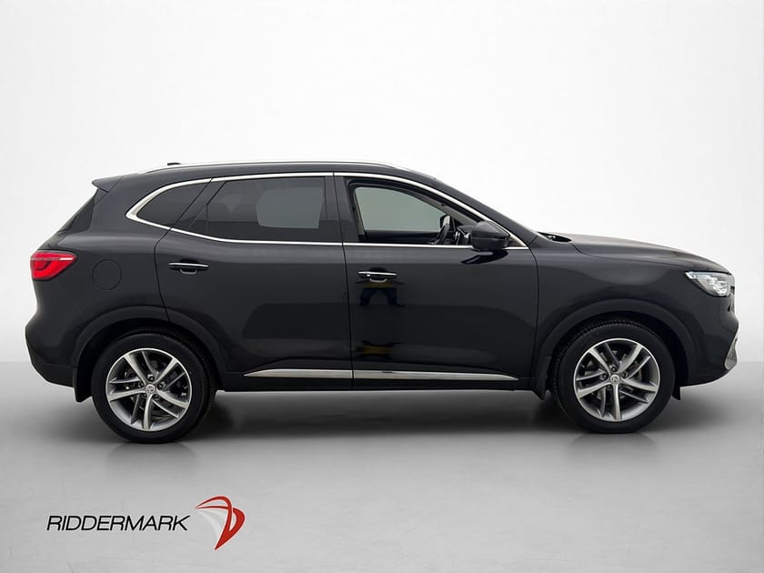 Bild 4 av MG EHS PHEV LUX PEBBLE BLACK PANO SKINN 360° NAVI ADAPTIV