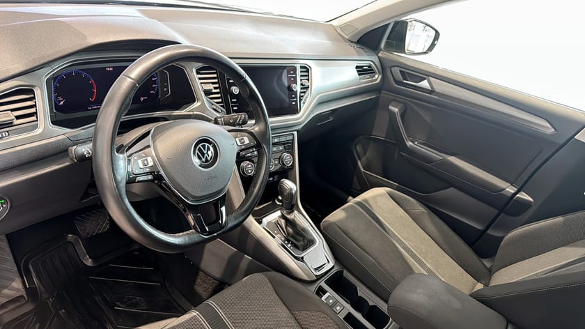 Bild 2 av Volkswagen T-Roc 1.5 TSI 150 hk DSG Drag/Backkamera/Värmare