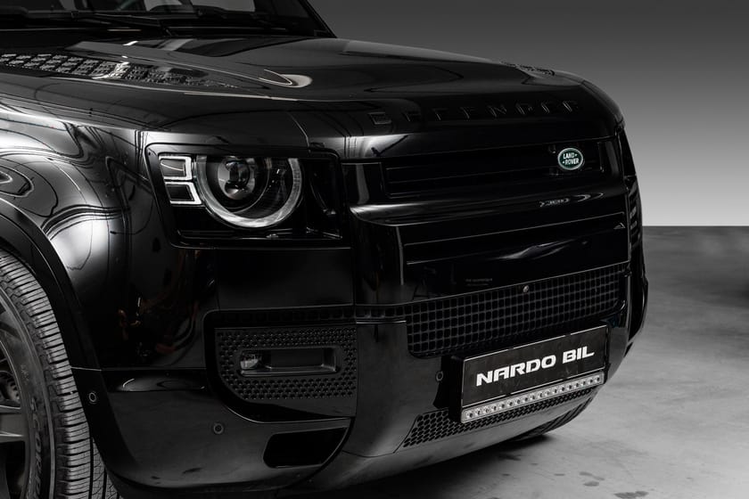 Bilde 2 av Land Rover Defender 110 D300 MHEV 3.0 X-Dynamic SE, Head-Up, Matrix, El-krok