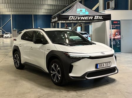 Toyota bZ4X 71.4 kWh AWD Executive | JBL | 360° kamera | V-hjul