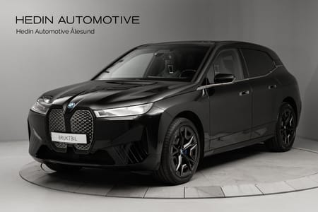 BMW iX xDrive40 Fully Charged
