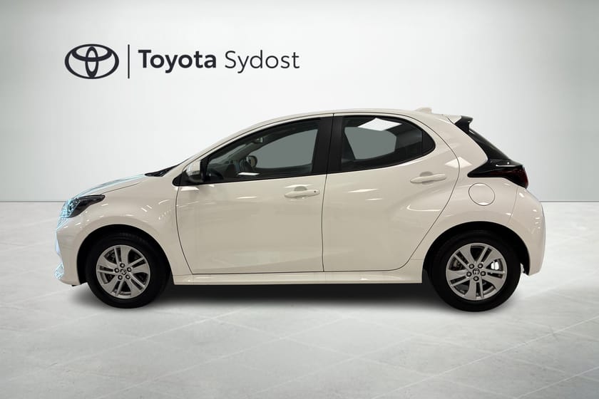 Bild 3 av Toyota Yaris Hybrid 5d. Active Automat Rattvärme Backkamera mm