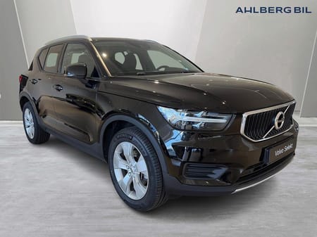 Volvo XC40 B4 II FWD Bensin MomAdv NaviPro Edt, Lastpaket, Dragkrok Halvautomatisk, Panoramaglastak, Parkeringskamera Bak, Navigation