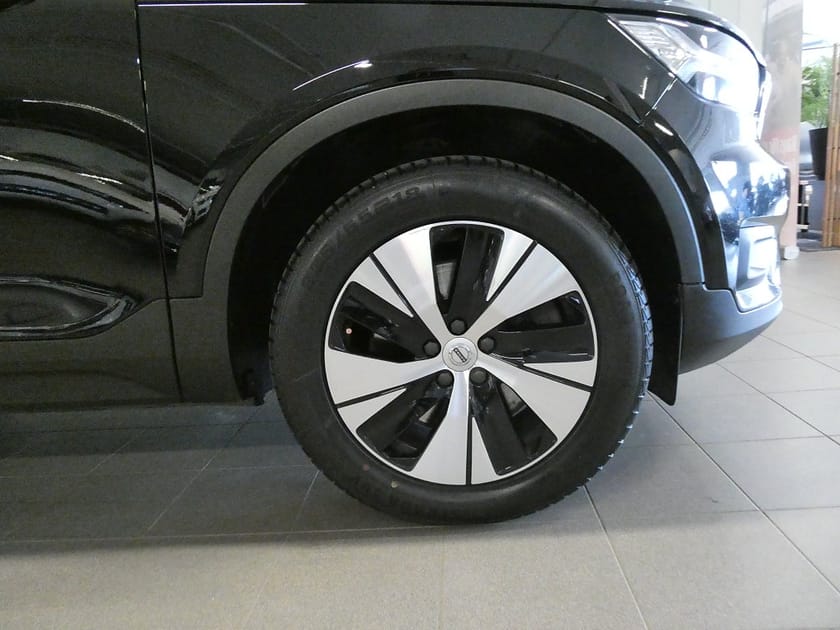 Bild 4 av Volvo XC40 Recharge T4 DCT Kamera-Värmare-VOC-BLIS-Nyservad-SoV
