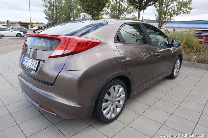 Bild 3 av Honda Civic 1.8 16V FWD 142hk Backkamera Svensksåld