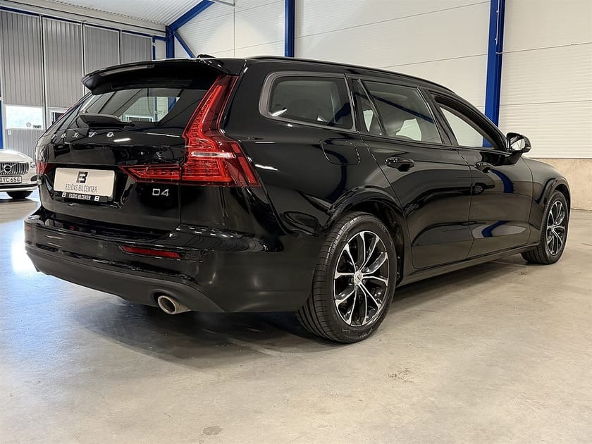 Bild 4 av Volvo V60 D4 190 HK / Aut / Momentum / Drag /