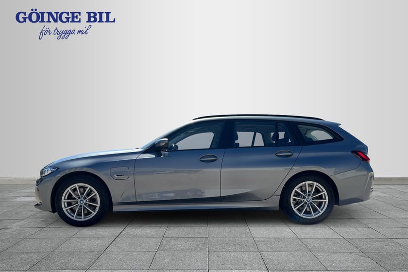 Bild 5 av BMW 330e xDrive Touring Steptronic Dragkrok/ Ellucka/ Rattvärme/