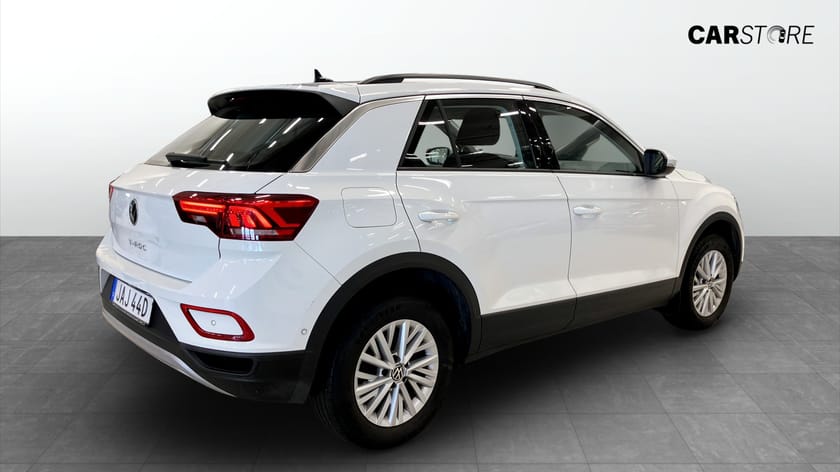 Bild 2 av Volkswagen T-Roc 1.5 TSI 150hk |Backkamera|