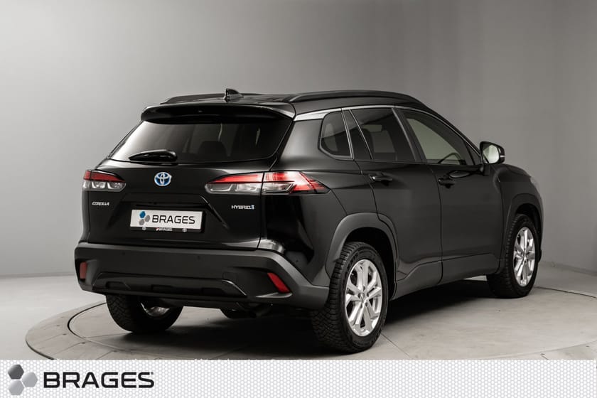 Bilde 4 av Toyota Corolla Cross Hybrid AWD-i 2,0 Executive