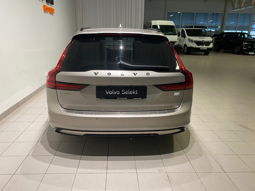 Bild 5 av Volvo V90 Recharge T6 Plus Dark