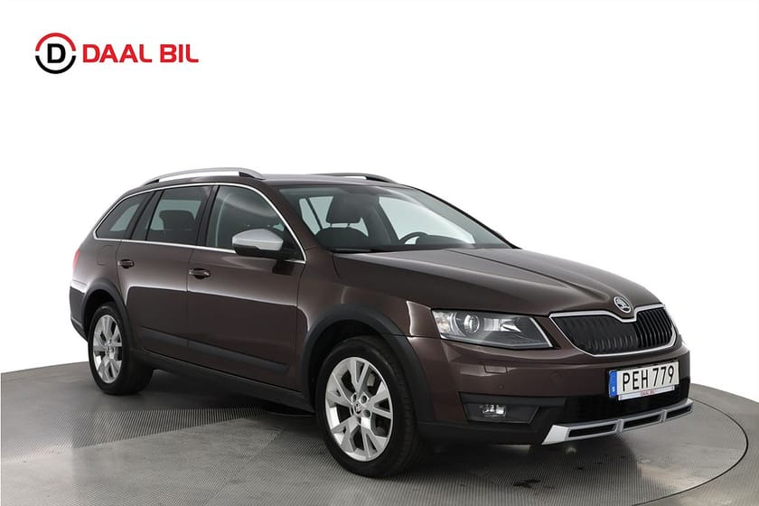 Bild 3 av Škoda Octavia Scout 2.0 TDI 4x4 184HK PREMIUM DRAG VÄRMARE CANTON® B-KAMERA