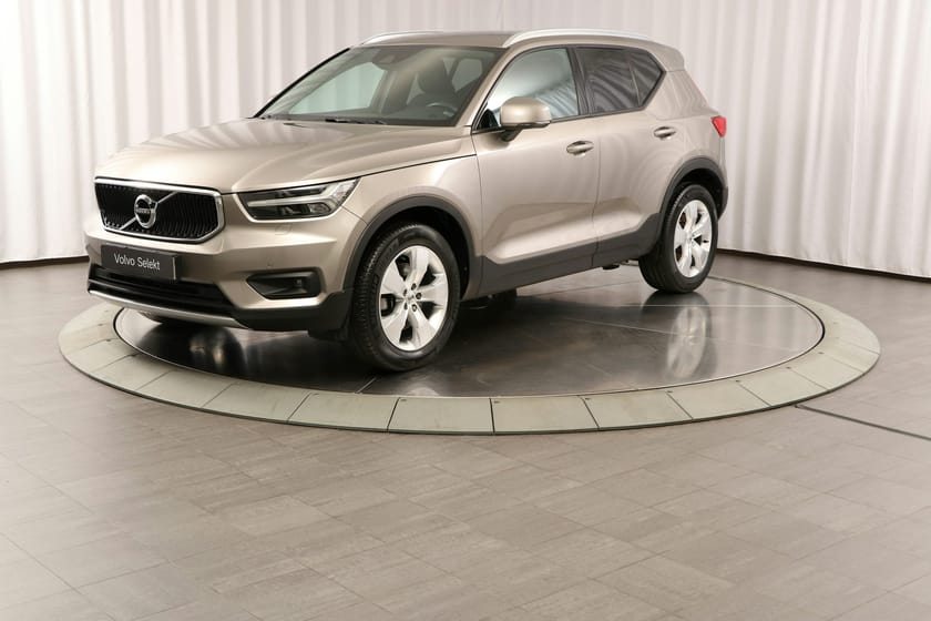 Bild 4 av Volvo XC40 T2 FWD Momentum Advanced