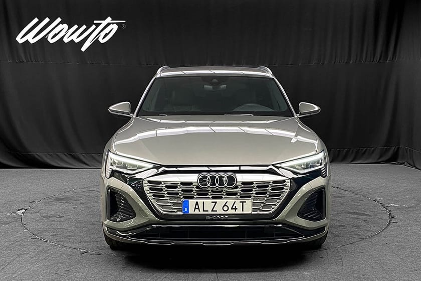Bild 2 av Audi Q8 55 e-tron quattro Q 408HK S-Line /Navi /Moms