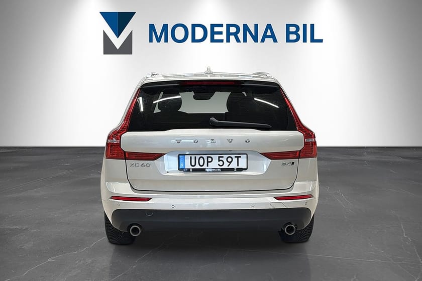 Bild 5 av Volvo XC60 B4 AWD Momentum Advanced Drag B-Kam Värmare 197hk