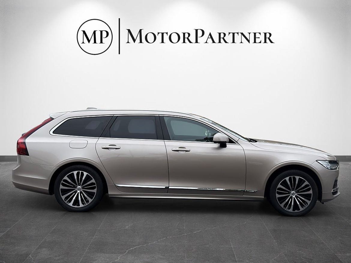 Volvo V90, bild 9 av 19