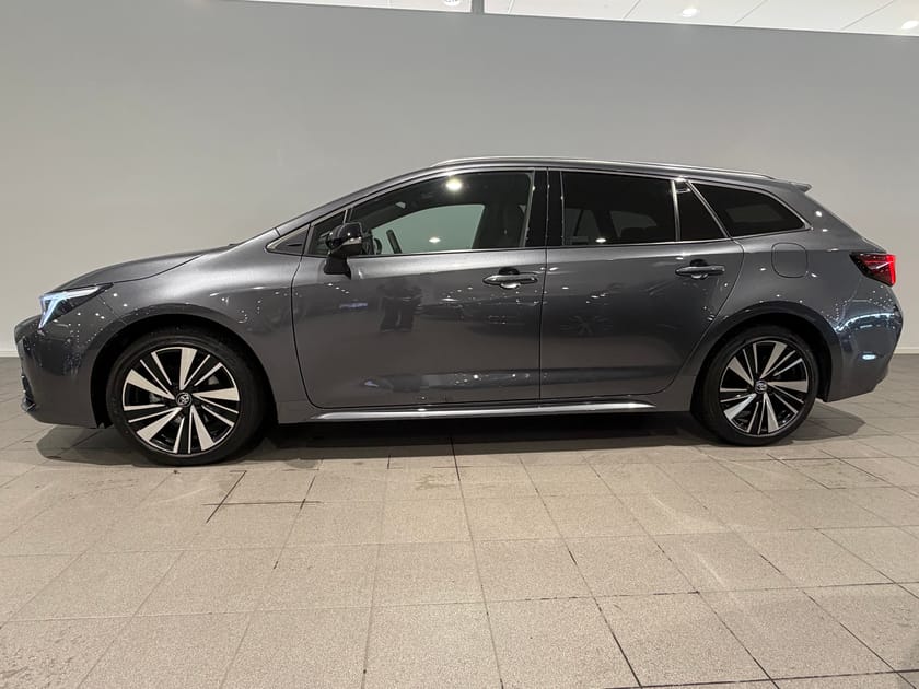 Bild 3 av Toyota Corolla Touring Sports Hybrid / Dragrkok / Sensorer / Backkamera /