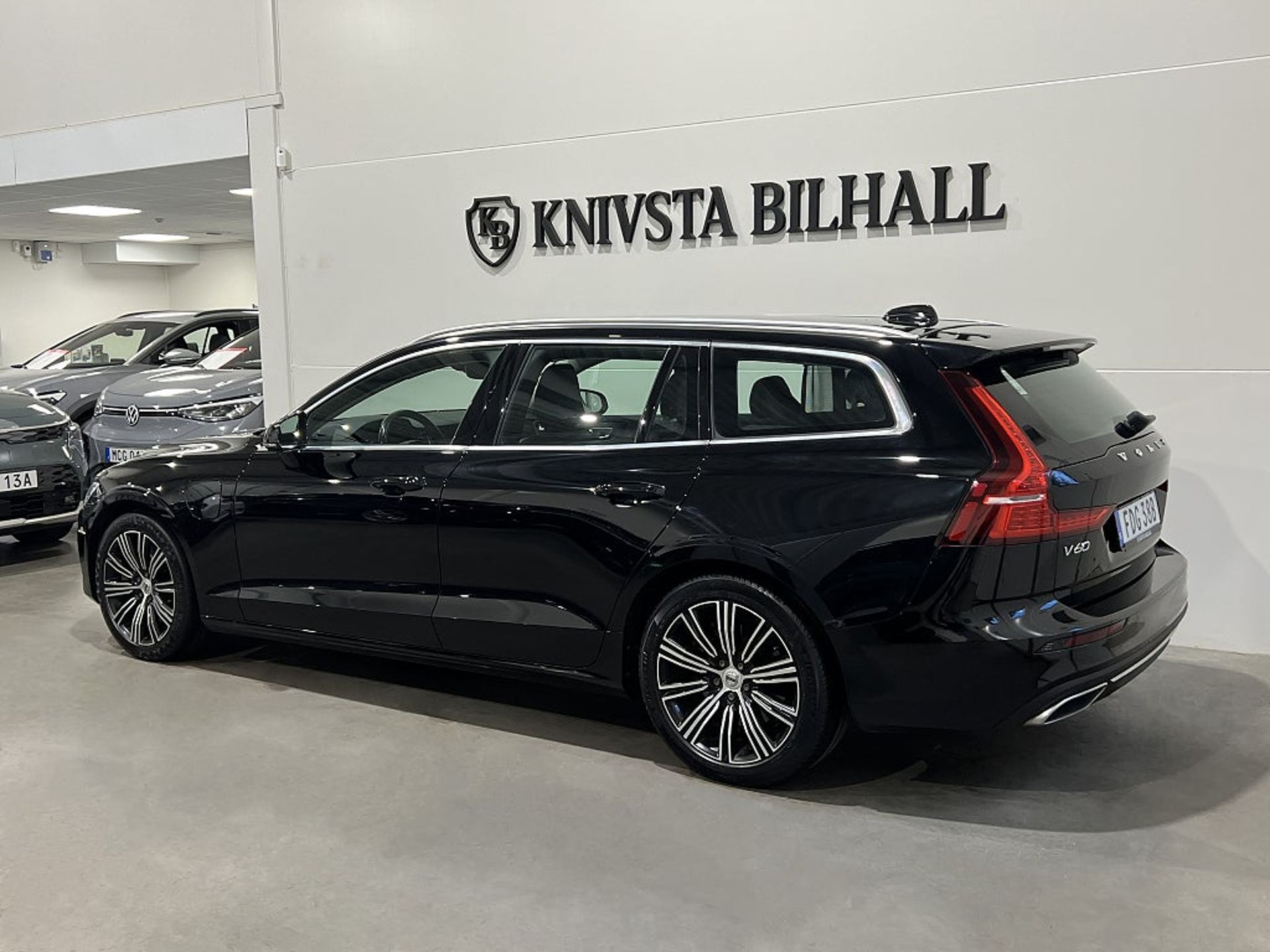 Volvo V60 2021, bild 2/10