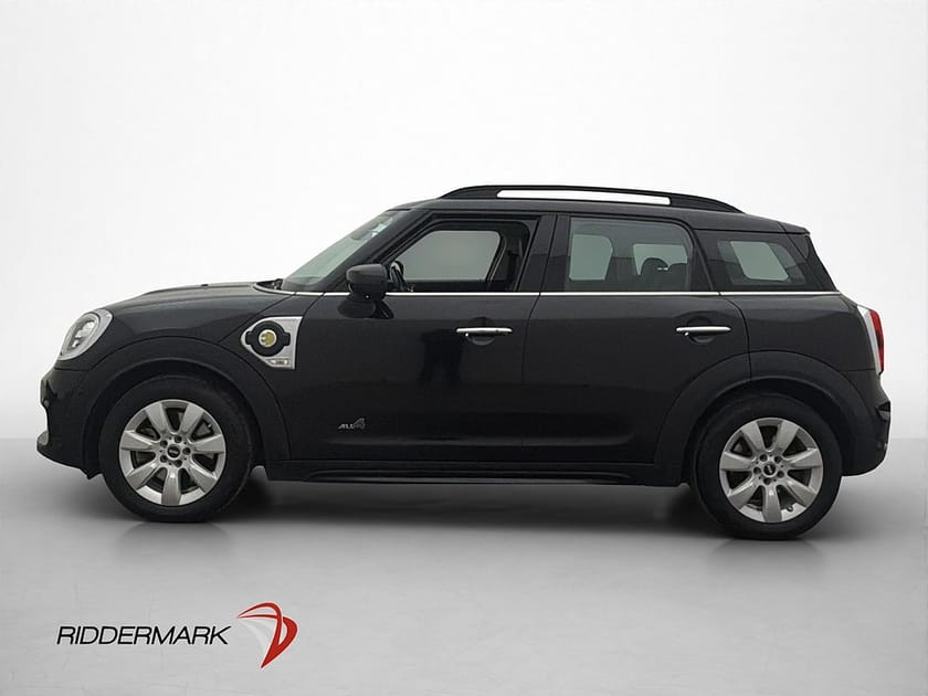 Bild 4 av MINI Countryman Cooper SE ALL4 224hk Salt II Kamera Taklucka Bluetooth Navi