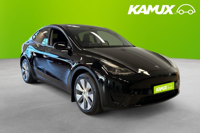 Bild 1 av Tesla Model Y Standard Range RWD Pano Skinn 360° Avt. Dragkrok