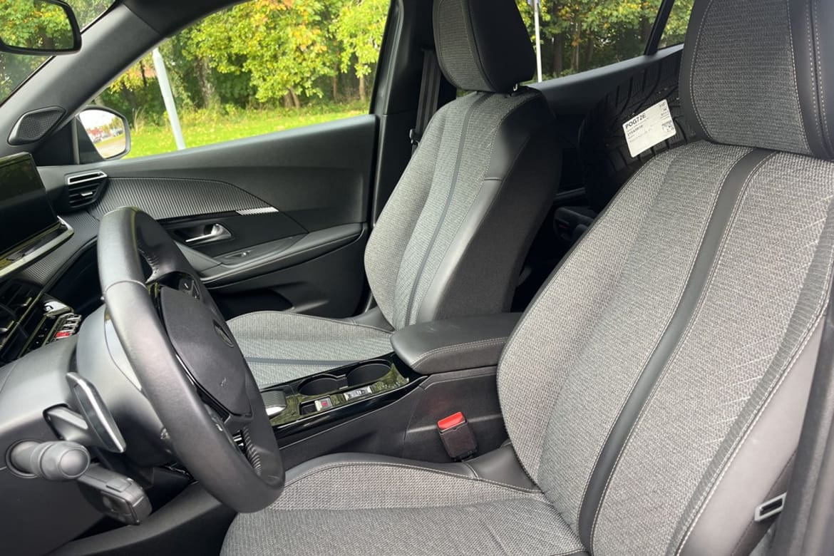 Peugeot 2008 2023 - miniatyr 6