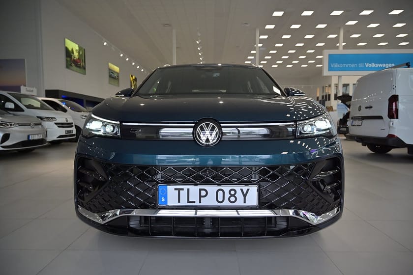 Bild 3 av Volkswagen Tiguan eHybrid R-Line SWE Edition- *0 kr insats!*