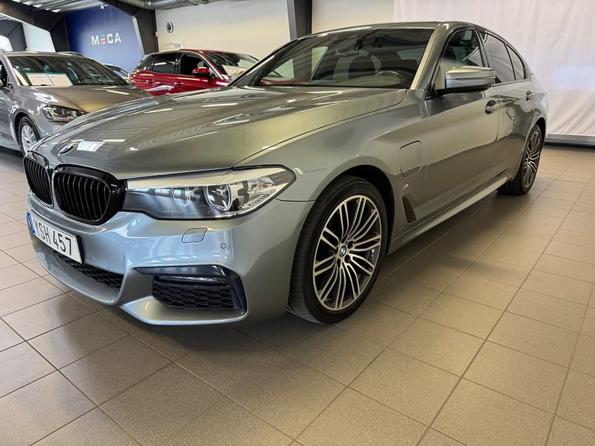 Bild 5 av BMW 530e iPerformance Sedan AUTO M-Sport/B-KAMERA/NAVI/RATTVÄRME