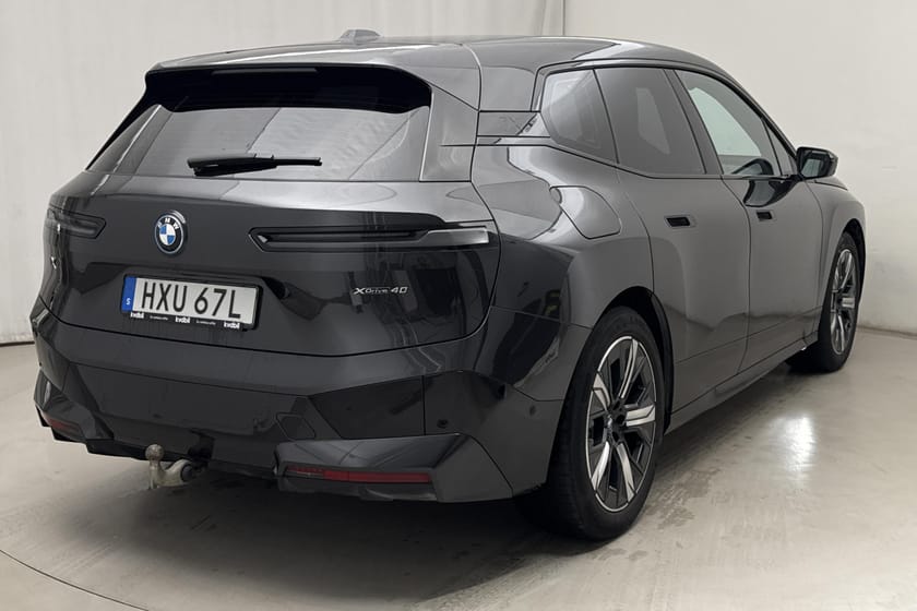 Bild 3 av BMW iX xDrive40 xDrive40, I20 (310hk) Sportpaket Läder 360
