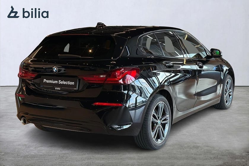 Bild 4 av BMW 118i 118 Sport Line | Navi | PDC Fram o Bak | Tonade rutor