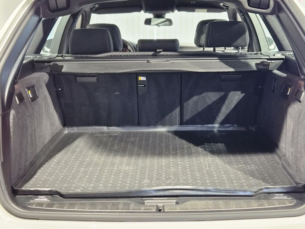 BMW BMW 520d xDrive Touring — bild 19