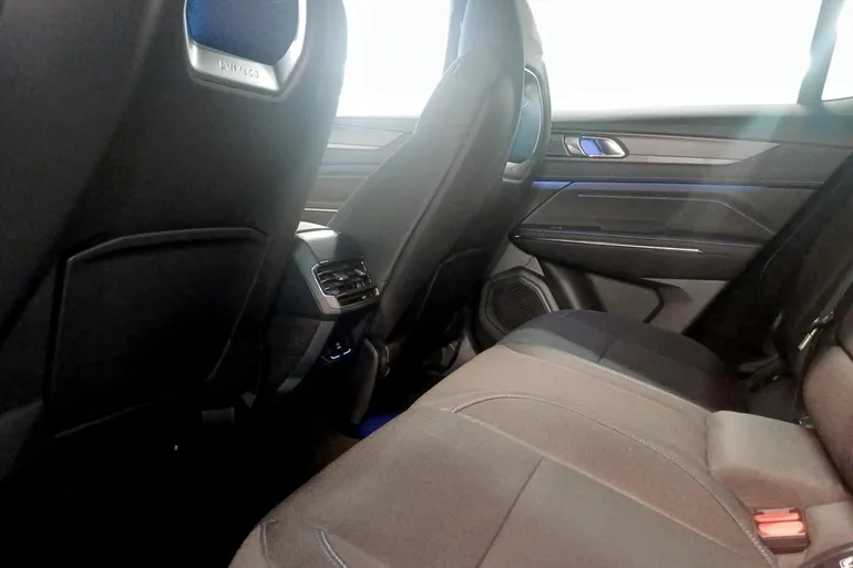 Lynk & Co 01 PHEV