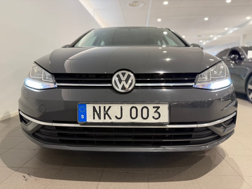 Bild 2 av Volkswagen Golf – Base / Farthållare / Manuell växellåda /