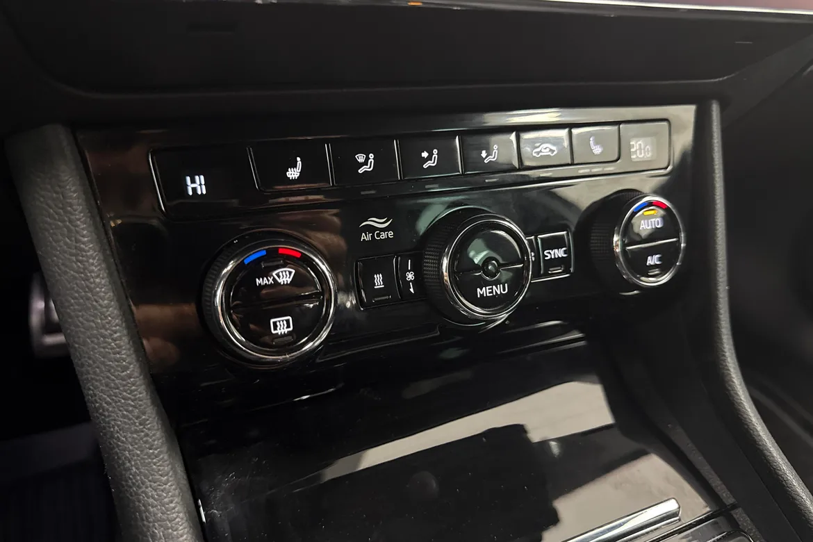 picture of a car