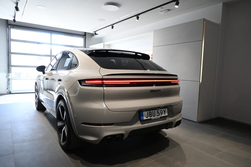 Bild 3 av Porsche Cayenne E-Hybrid Coupé 