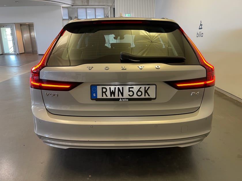 Bild 5 av Volvo V90 B4 Bensin Core / Backkamera / Sensorer / Navigation / Minnesfunktioner /