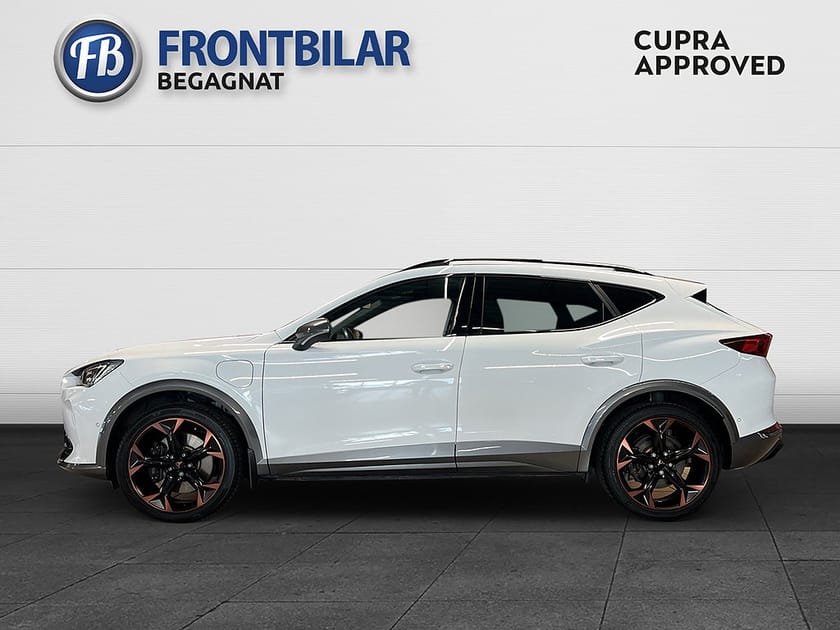 Bild 5 av CUPRA Formentor VZ e-Hybrid e-Hybrid/245hk/El-Drag/Full Link/B-Kamera/19"