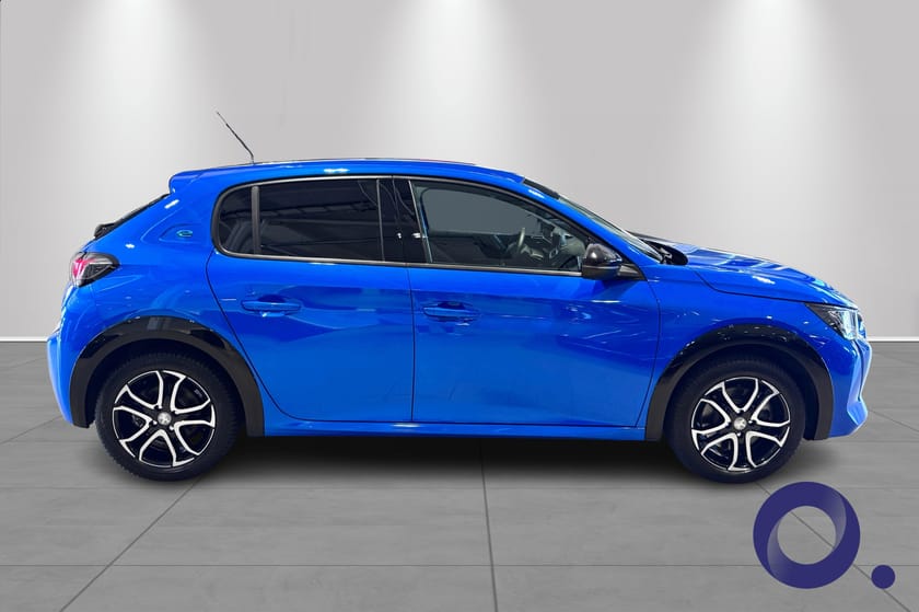 Bilde 3 av Peugeot e-208 Allure / CARPLAY / RYGGEKAMERA / CRUISE / ++ /