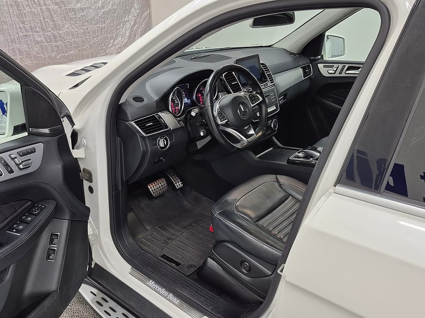 Bild 2 av Mercedes-Benz GLE 350 d 4MATIC AMG 258HK 4x4 Läder Luftfjädring