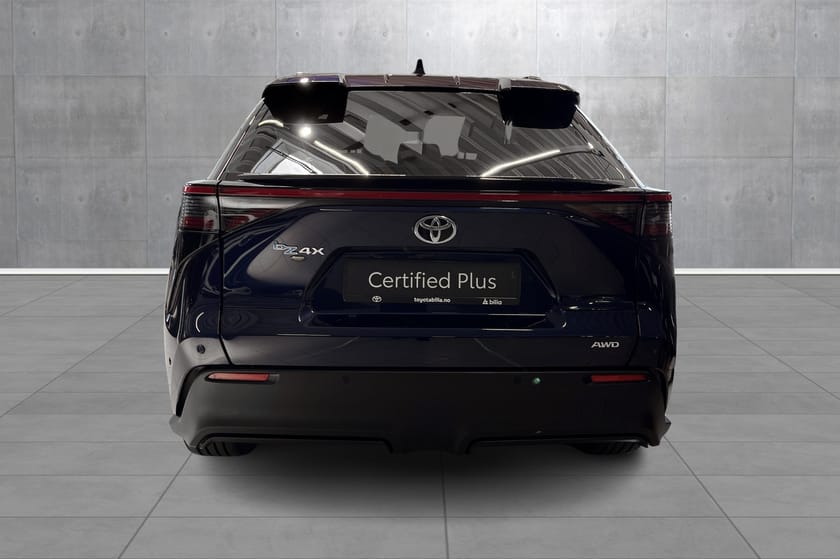 Bilde 4 av Toyota bZ4X BZ4XExcutive  AWD , Rentekamp 6.25% med 35%EK