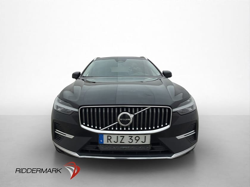 Bild 2 av Volvo XC60 T6 AWD Core Edition H/K Lounge Pano Drag 350hk
