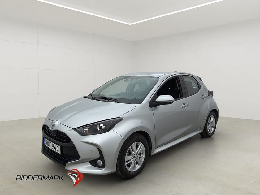 Bild 1 av Toyota Yaris Hybrid 115 116hk Kamera CarPlay Adapt-Fart MOMS