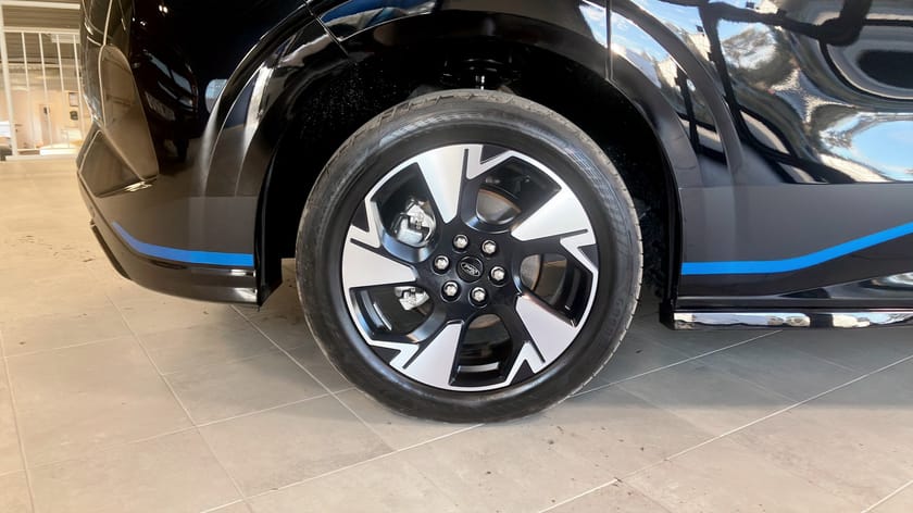 Bild 4 av Ford E-Transit Custom 340 AWD Skåp 320S  - Omgående leverans