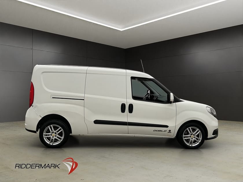 Bild 2 av Fiat Doblò Van Maxi 1.3 Dragkrok 3-Sits A/C Bluetooth