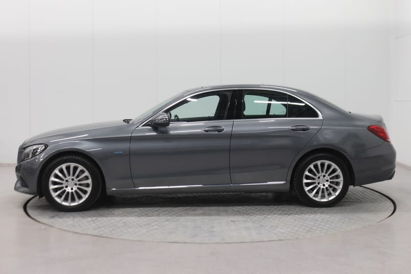 Bilde 2 av Mercedes-Benz C 350 e 350e|NAVI/CRUISE/R.KAMERA/SKINN/AIRMATIC/PANORAMA/KROK