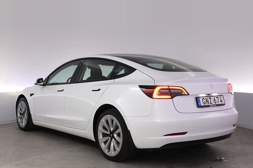 Bild 4 av Tesla Model 3 Standard Range Refresh Autopilot Panorama