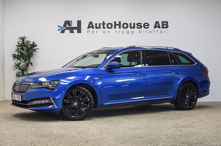 Škoda Superb iV Kombi Skoda L&K Värmare Matrix Canton 360 Drag Skinn