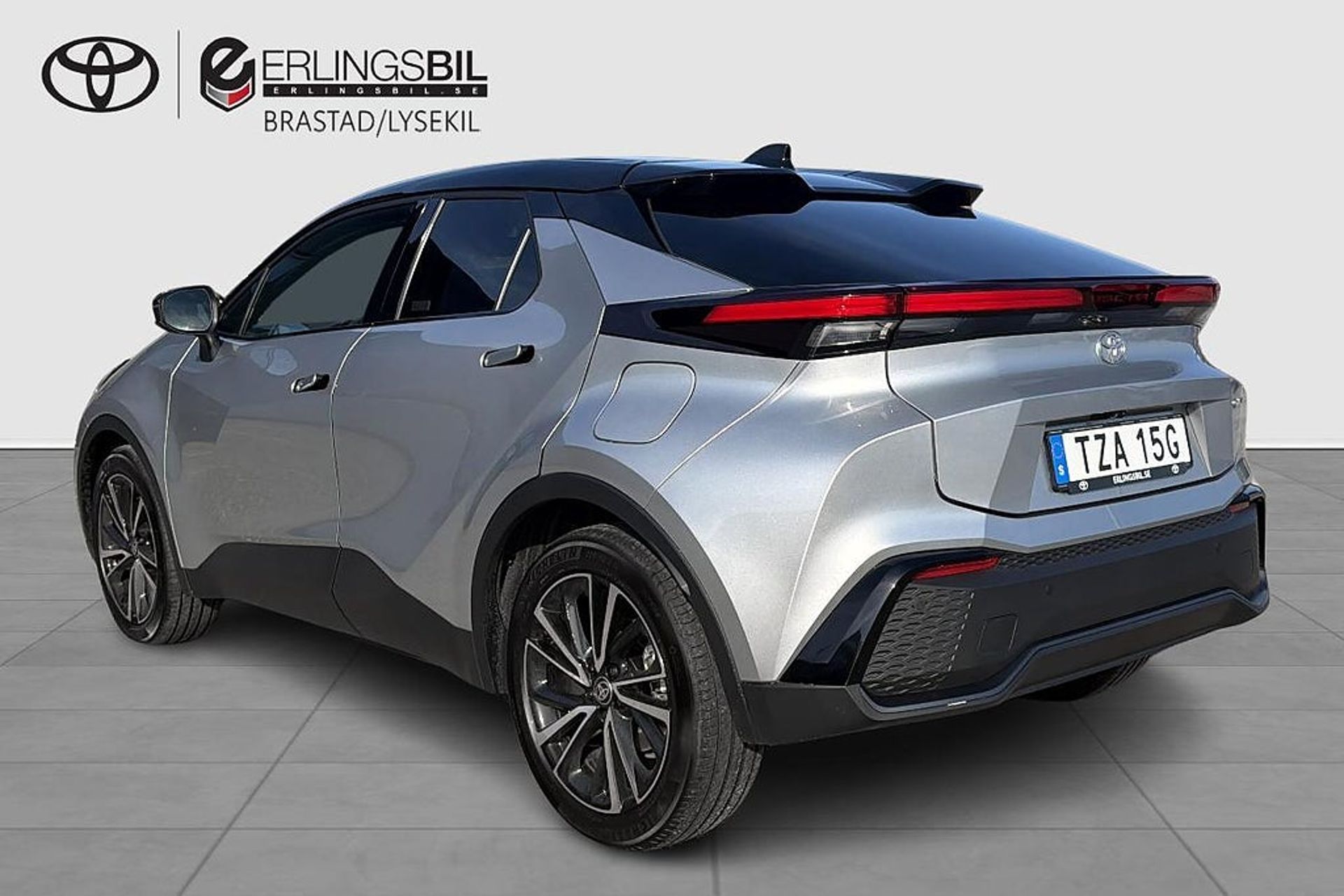 Toyota C-HR 2025, bild 2/10