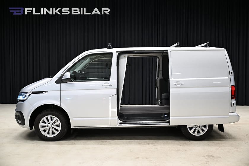 Bild 4 av Volkswagen Transporter DSG  150HK Nedlackad|LED|Dubbeldörr|GPS|Drag|Värmare