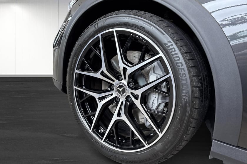 Bild 5 av Mercedes-Benz E 300 d e 4MATIC All-Terrain de | Panorama | Burmester